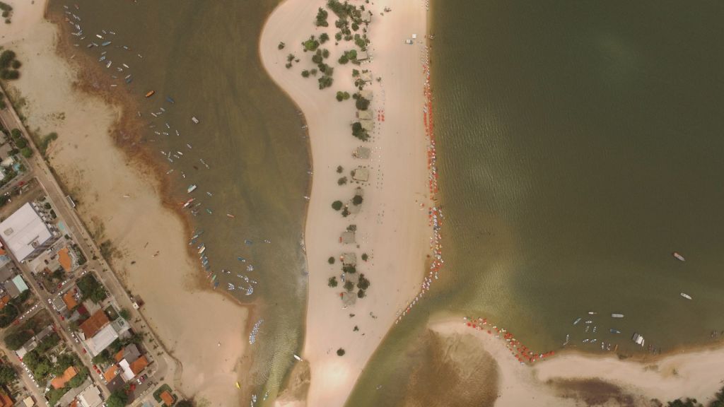 5 lugares que você não pode deixar de conhecer em Alter do Chão (com história, lenda e beleza&nbsp;natural)