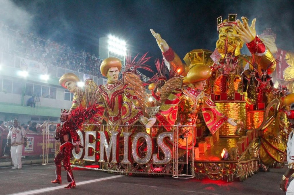 Universidade de Samba Boêmios do Laguinho é a grande campeã do carnaval de Macapá